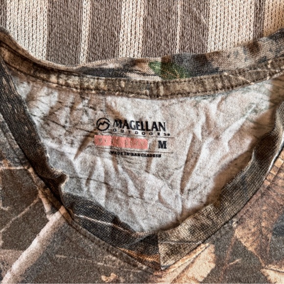 Realtree Brown and Green Camo Top | Women’s Medium - Picture 3 of 4